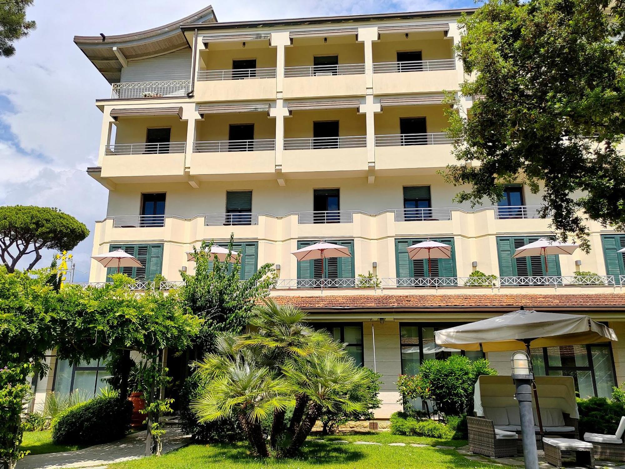 Hotel Acapulco Forte dei Marmi Exterior photo