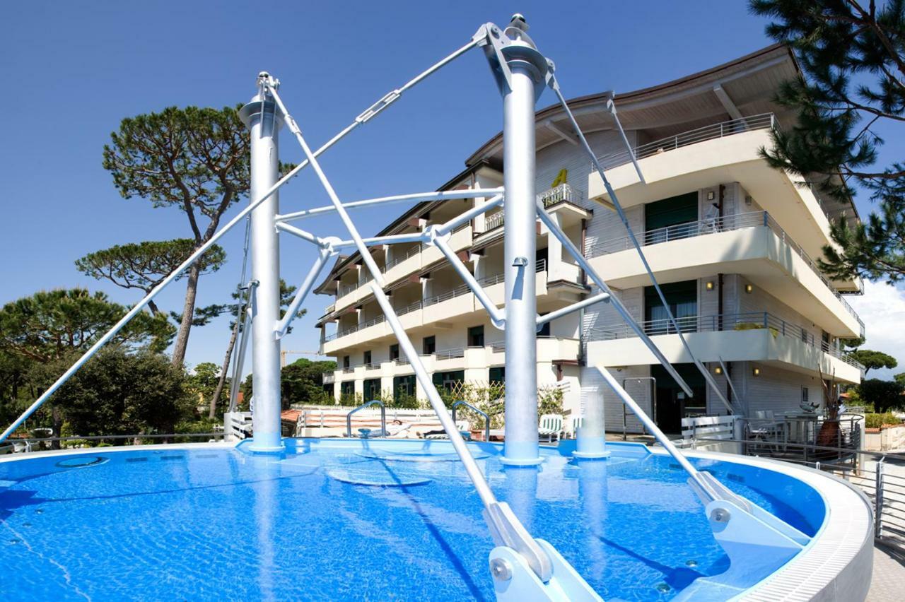 Hotel Acapulco Forte dei Marmi Exterior photo